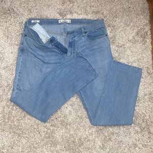 Hollister jeans, excellent condition!